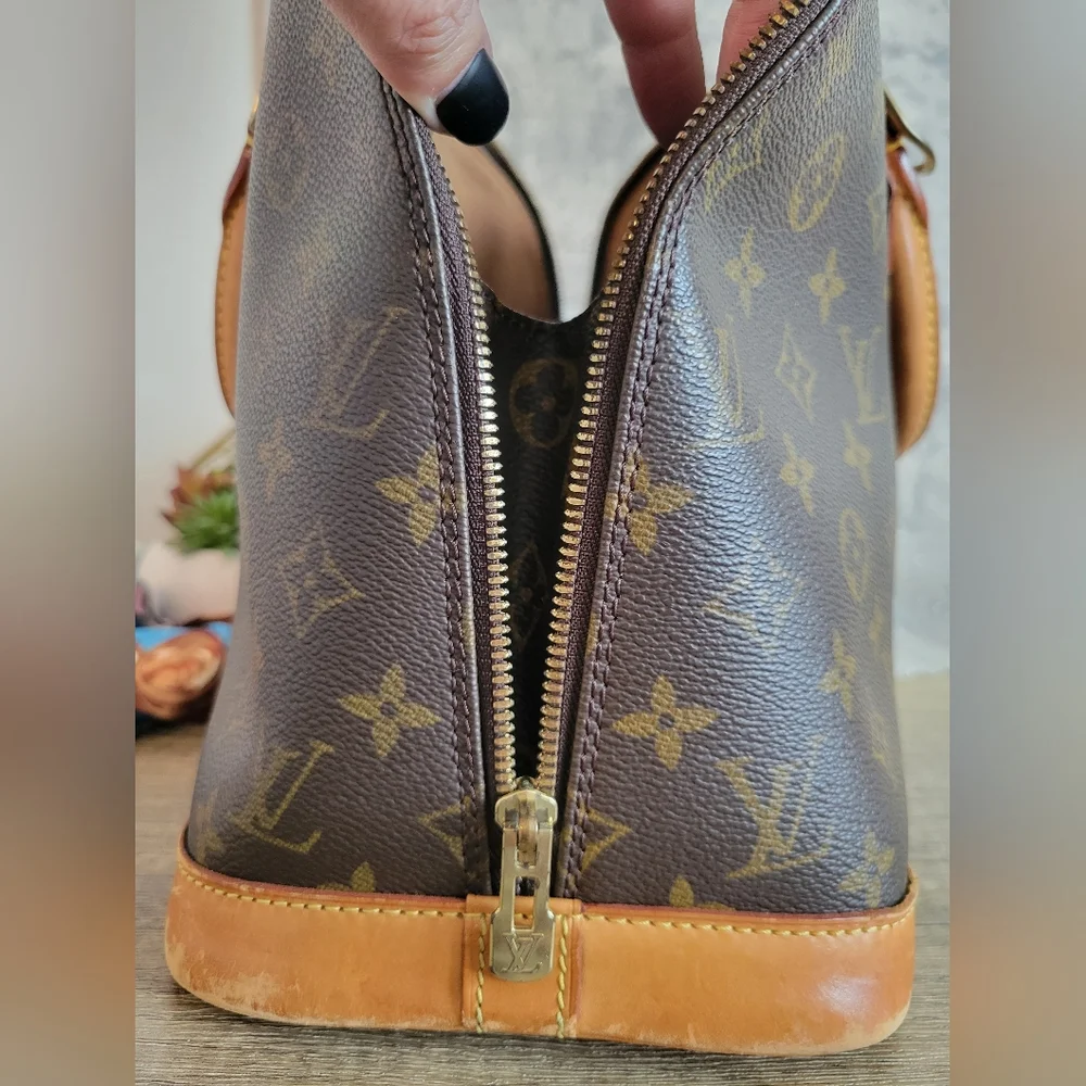 SOLD Louis Vuitton Alma PM - Picture 8 of 15